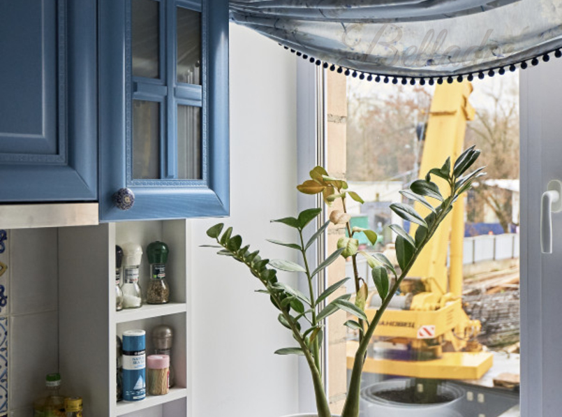 Пошив мягкой римской шторы на кухню с рисунком, ул. Авангардная