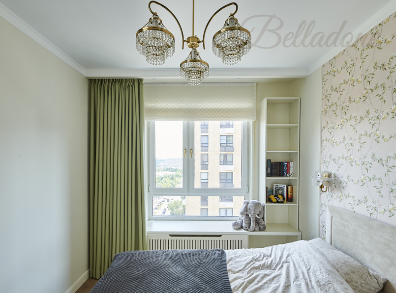 Прямые и римские шторы для квартиры на Малой Очаковская 4