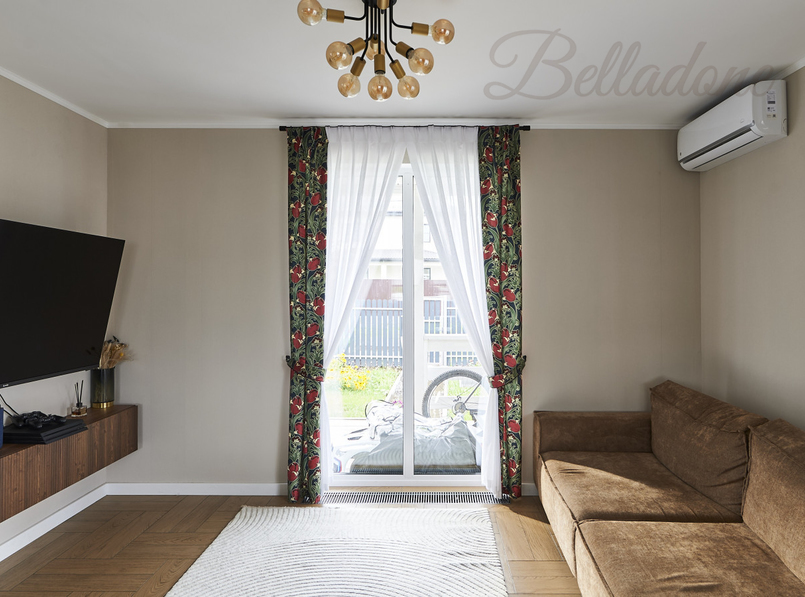 Оформление стачными шторами на заказ в загородном доме, КП 