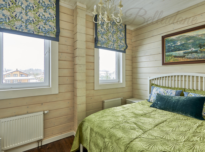 Оформление 2 этажа коттеджа из бруса римскими и современными шторами, КП 