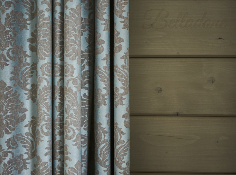 Оформление 1 этажа коттеджа из бруса шторами, КП 