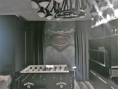 Эксклюзивные шторы: Черные шторы на заказ и рулонная штора "Бэтмен против Супермена" фотопечать